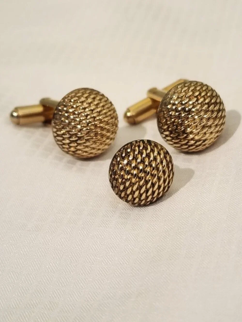 Vintage A&Z 12K Gold-Fille Dome Cufflinks & Tie Pin Set